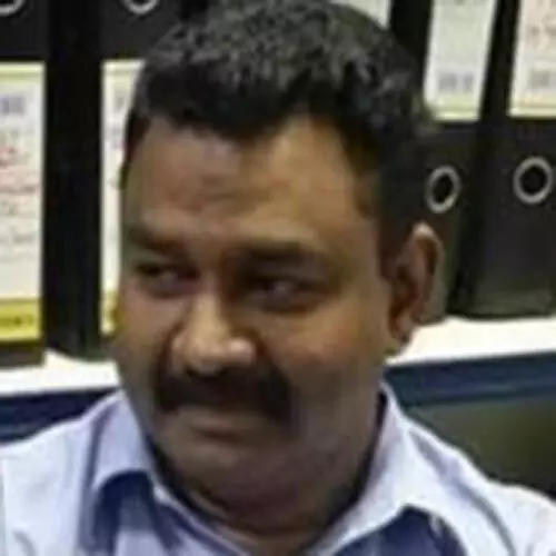 കോ​വി​ഡ്: ഗൃ​ഹ​നാ​ഥ​ൻ മ​രി​ച്ചു