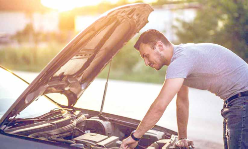 പു​റം​സ്​​ഥ​ല​ങ്ങ​ളി​ലെ വാ​ഹ​ന അ​റ്റ​കു​റ്റ​പ്പ​ണി നി​രോ​ധി​ച്ചു