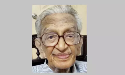 മഹാത്മാ ഗാന്ധിയുടെ പ്രൈവറ്റ് സെക്രട്ടറിയായിരുന്ന വി.കല്യാണം അന്തരിച്ചു