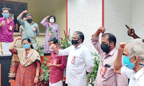 ടി.പി. ചന്ദ്രശേഖരന്‍ രക്തസാക്ഷി സ്മരണ പുതുക്കി