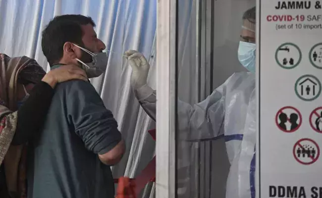 കോവിഡ് പരിശോധന മാനദണ്ഡം പുതുക്കി കേന്ദ്രസർക്കാർ കോവിഡ് പരിശോധന മാനദണ്ഡം പുതുക്കി കേന്ദ്രസർക്കാർ