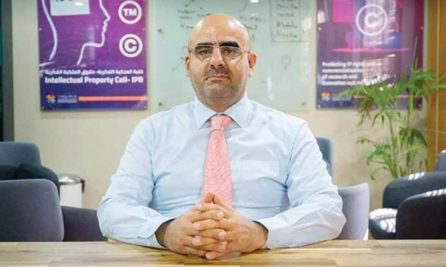 കോ​വി​ഡ്​ രോ​ഗി​ക​ളെ പി​ടി​കൂ​ടാ​ൻ​  ഉ​പ​ക​ര​ണവുമായി ഗ​വേ​ഷ​ക​ൻ