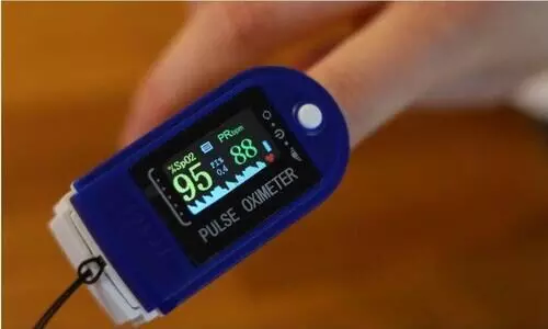 ഓക്സിമീറ്ററിന്​ കൊള്ളവില; കൃ​ത്രിമ ക്ഷാമമുണ്ടാക്കുന്നു