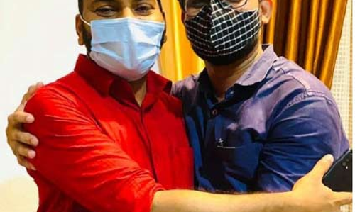 സൗഹൃദപ്പൂ നിലാവിൽ മുക്കോളിയും മുഹ്സിനും