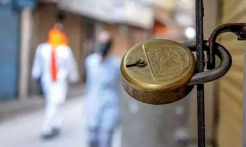 അവശ്യസർവിസുകൾ മാത്രം, ആരാധനാലയങ്ങളിൽ പ്രവേശനമില്ല; ലോക്ഡൗൺ നിർദേശങ്ങൾ പുറത്തിറക്കി