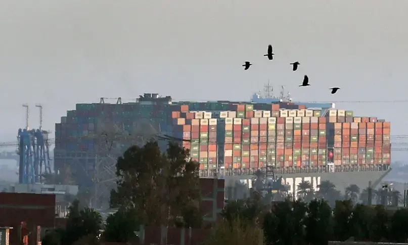 സൂയസിൽ കുടുങ്ങിയ കപ്പൽ വിട്ടുനൽകാതെ ഈജിപ്ത്; 8,856 കോടി രൂപ നഷ്ട പരിഹാരം നൽകണം സൂയസിൽ കുടുങ്ങിയ കപ്പൽ വിട്ടുനൽകാതെ ഈജിപ്ത്; 8,856 കോടി രൂപ നഷ്ട പരിഹാരം നൽകണം