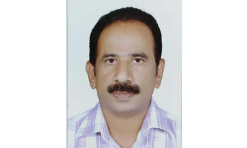 മൂ​ന്നു പ​തി​റ്റാ​ണ്ടി​‍െൻറ പ്ര​വാ​സ​ത്തി​ന്​ വി​ട​പ​റ​ഞ്ഞ് മോ​ന​ച്ച​ൻ ബേ​ബി നാ​ട​ണ​ഞ്ഞു