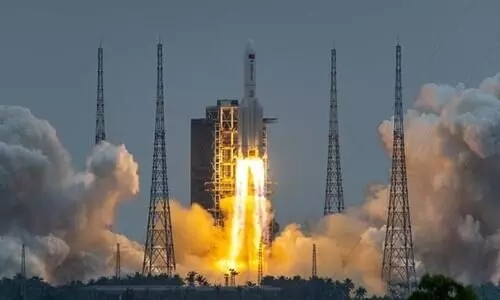 ആ ചൈനീസ്​ റോക്കറ്റ്​ എവിടെ വീഴും? ആശങ്കയിൽ ലോകം; വെടിവെച്ചിടാനില്ലെന്ന്​ അമേരിക്ക