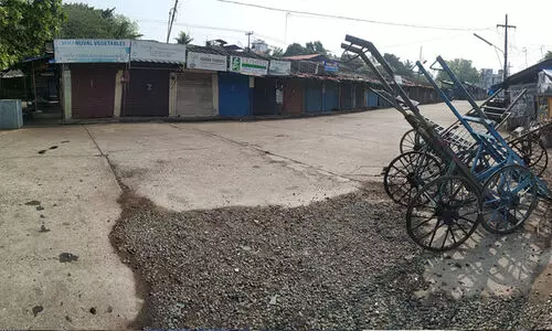 പൂർണ അടച്ചിടൽ ദുരിതത്തിലാക്കുമെന്ന് വ്യാപാരി വ്യവസായി ഏകോപനസമിതി പൂർണ അടച്ചിടൽ ദുരിതത്തിലാക്കുമെന്ന് വ്യാപാരി വ്യവസായി ഏകോപനസമിതി