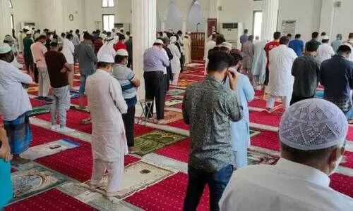 മഹാമാരിയില്‍നിന്ന് ലോകത്തിന് രക്ഷതേടി അവസാന വെള്ളി