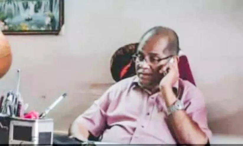 മൂന്ന്​ തലമുറയുടെ അധ്യാപക​ന്​ വിട നൽകി ശിഷ്യസമൂഹം