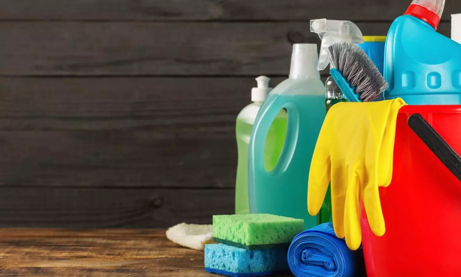 ശമ്പളമില്ല; ശുചീകരണത്തൊഴിലാളികൾ ദുരിതത്തിൽ ശമ്പളമില്ല; ശുചീകരണത്തൊഴിലാളികൾ ദുരിതത്തിൽ