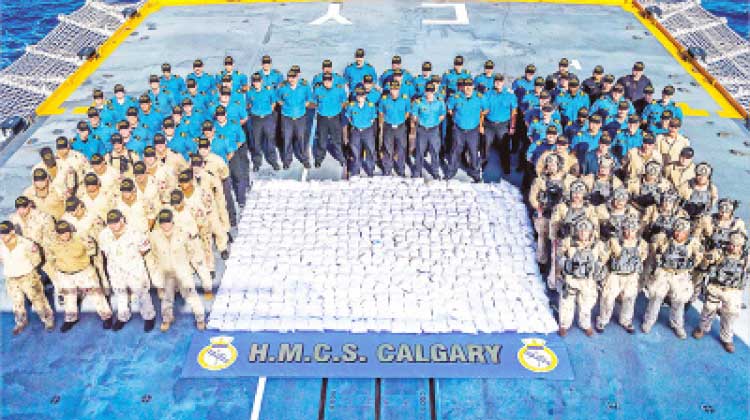 കപ്പലുകളിൽനിന്ന് മയക്കുമരുന്ന് ശേഖരം പിടികൂടി കപ്പലുകളിൽനിന്ന് മയക്കുമരുന്ന് ശേഖരം പിടികൂടി