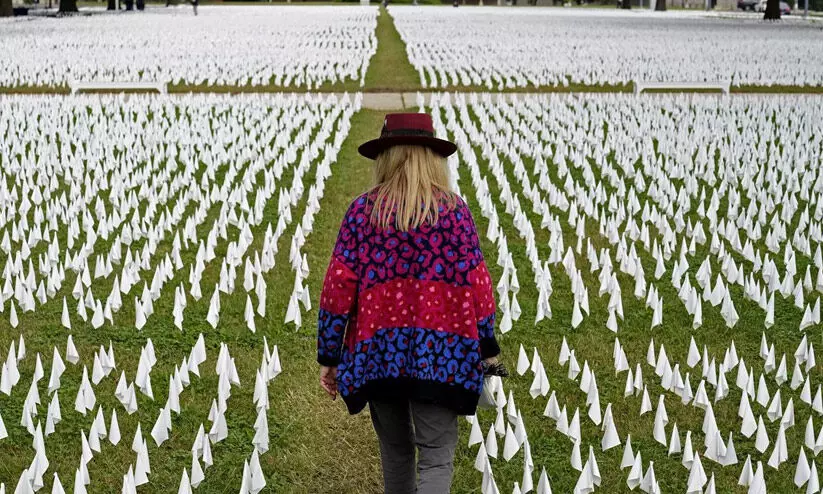 32 ലക്ഷം പേരല്ല 70 ലക്ഷം പേരാണ് കോവിഡിൽ മരിച്ചതെന്ന് പഠനം; അമേരിക്കയിൽ ഒമ്പത് ലക്ഷം പേർക്ക് ജീവൻ നഷ്ടമായെന്നും 32 ലക്ഷം പേരല്ല 70 ലക്ഷം പേരാണ് കോവിഡിൽ മരിച്ചതെന്ന് പഠനം; അമേരിക്കയിൽ ഒമ്പത് ലക്ഷം പേർക്ക് ജീവൻ നഷ്ടമായെന്നും