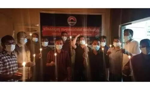 വിജയദീപം തെളിച്ചും മധുരം വിളമ്പിയും വിജയമാഘോഷിച്ച് യാംബു നവോദയ