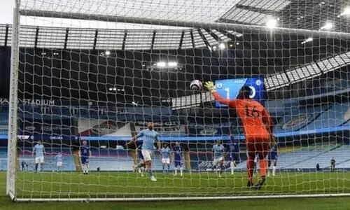 ചെൽസിക്കെതിരെ ഫൈനൽ തോറ്റ്​ സിറ്റിയുടെ കാത്തിരിപ്പ്​; ബുണ്ടസ്​ ലിഗയിൽ ബയേൺ കിരീടധാരണം