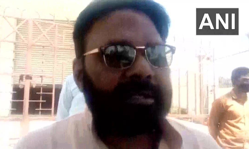 യു.പിയില്‍ ലോക്ഡൗണിനിടെ ഇഫ്താറില്‍ പങ്കെടുത്ത എം.എല്‍.എക്കെതിരെ കേസ്