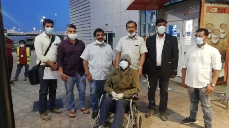 സുമനസ്സുകളുടെ ഇടപെടലിൽ ശശിധരൻ നാടണഞ്ഞു