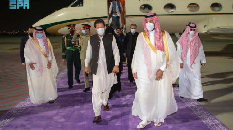 പാകിസ്താൻ പ്രധാനമന്ത്രിയുടെ സൗദി സന്ദർശനം പാകിസ്താൻ പ്രധാനമന്ത്രിയുടെ സൗദി സന്ദർശനം