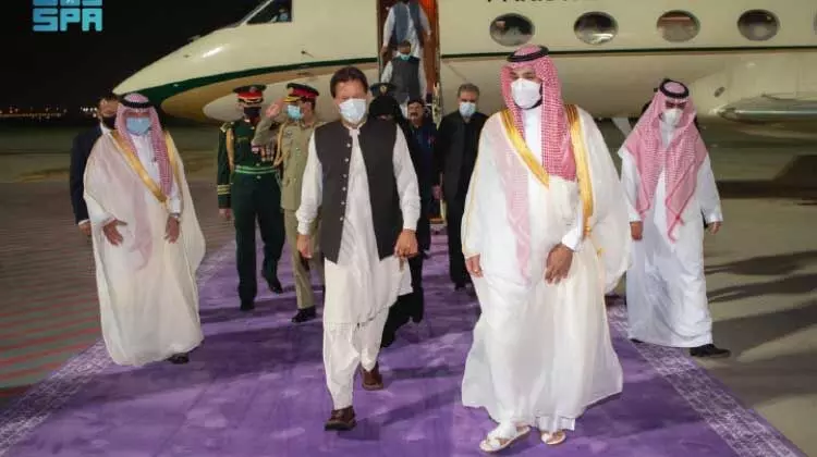 പാകിസ്താൻ പ്രധാനമന്ത്രിയുടെ സൗദി സന്ദർശനം പാകിസ്താൻ പ്രധാനമന്ത്രിയുടെ സൗദി സന്ദർശനം
