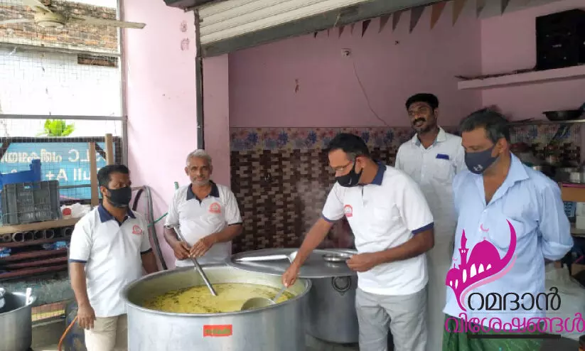 സഹജീവി സ്​നേഹത്തി​ന്​ മാതൃകയായി സത്​കർമ