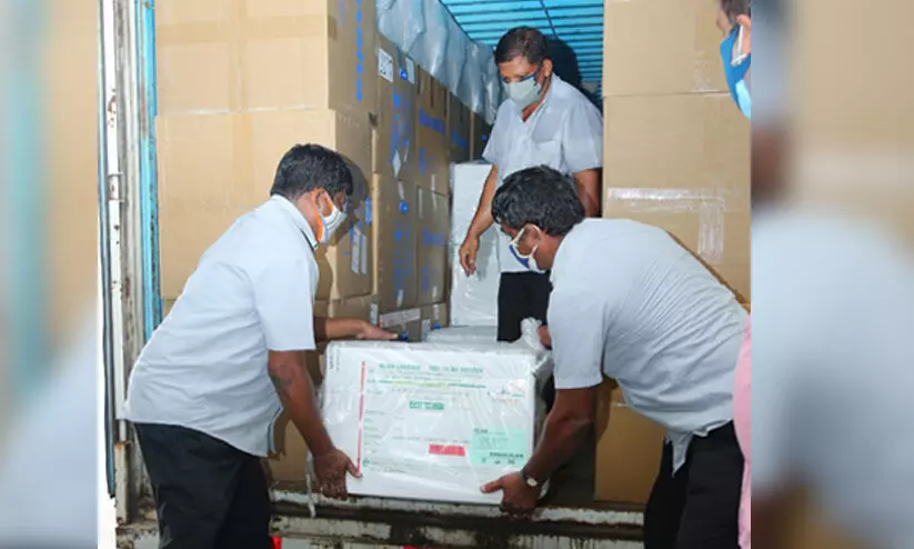 സംസ്​ഥാനം വിലകൊടുത്ത്​ വാങ്ങിയ കോവിഡ്​ വാക്​സിൻ കൊച്ചിയി​ലെത്തി