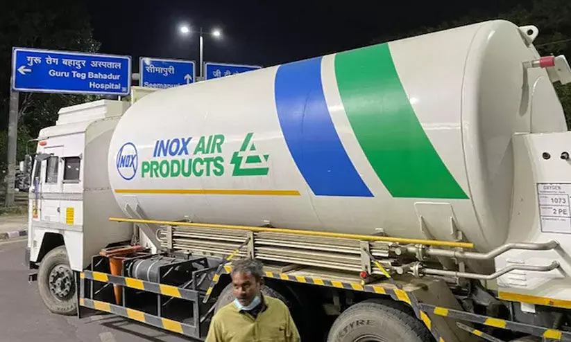 ഇനി മറ്റ്​ സംസ്ഥാനങ്ങളിലേക്ക്​ ഓക്​സിജൻ നൽകാനാകില്ലെന്ന്​ മുഖ്യമന്ത്രി