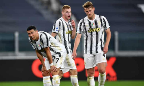 തോറ്റമ്പി യുവന്റസ്, ചാമ്പ്യൻസ്ലീഗിനും സാധ്യയില്ല; കോച്ചിനെ മാറ്റാൻ മുറവിളി തോറ്റമ്പി യുവന്റസ്, ചാമ്പ്യൻസ്ലീഗിനും സാധ്യയില്ല; കോച്ചിനെ മാറ്റാൻ മുറവിളി