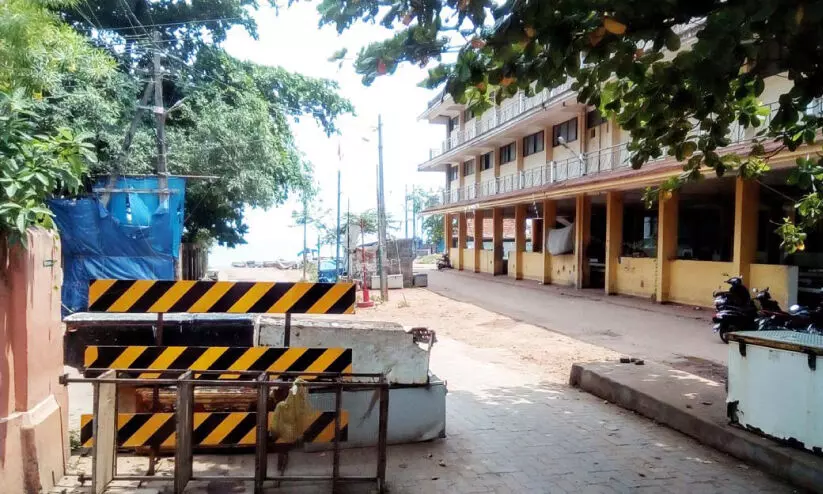 Thalasseri fish market closed Thalasseri fish market closed