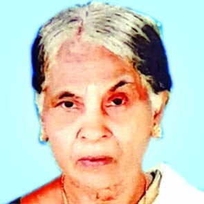 മാ​ളു അ​മ്മ