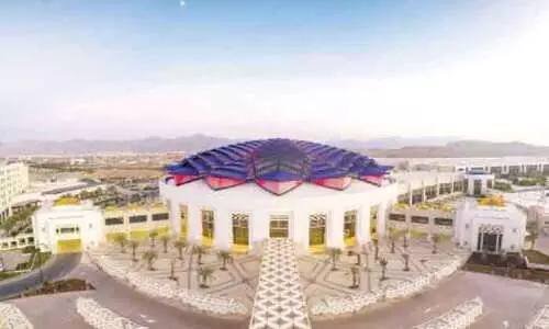 ഒ​മാ​ൻ ക​ൺ​വെ​ൻ​ഷ​ൻ സെൻറ​ർ ഒ​രു​ങ്ങു​ന്നു; മാ​സ്​​വാ​ക്​​സി​നേ​ഷ​ന്​