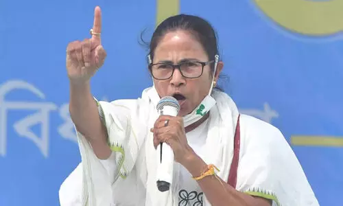 പെഗസസ്​ വാട്ടർഗേറ്റിനേക്കാളും മോശമെന്ന്​ മമത