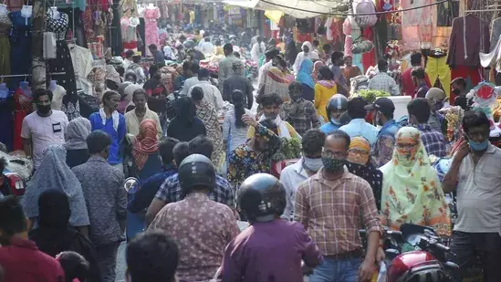 ജനസംഖ്യയിൽ ചൈനയെ അതിവേഗം മറികടക്കാനൊരുങ്ങി ഇന്ത്യ