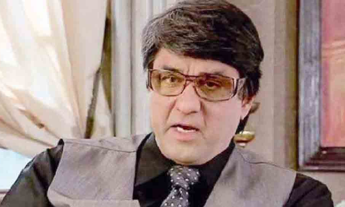 ഈ മനോരോഗികൾക്ക്​ എന്ത്​ ചികിത്സയാണ്​ നൽകേണ്ടത്​; മരണവാർത്തയിൽ പ്രതികരിച്ച്​ ശക്​തിമാൻ നടൻ മുഖേഷ്​ ഖന്ന