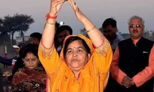 കോവിഡ്​ കെയർ സെൻറർ ഉദ്​ഘാടനത്തിനെത്തിയ ബി.ജെ.പി മന്ത്രി പ്രസംഗിച്ചത്​ യാഗം നടത്തിയാൽ കോവിഡ്​ പമ്പകടക്കുമെന്ന്​​