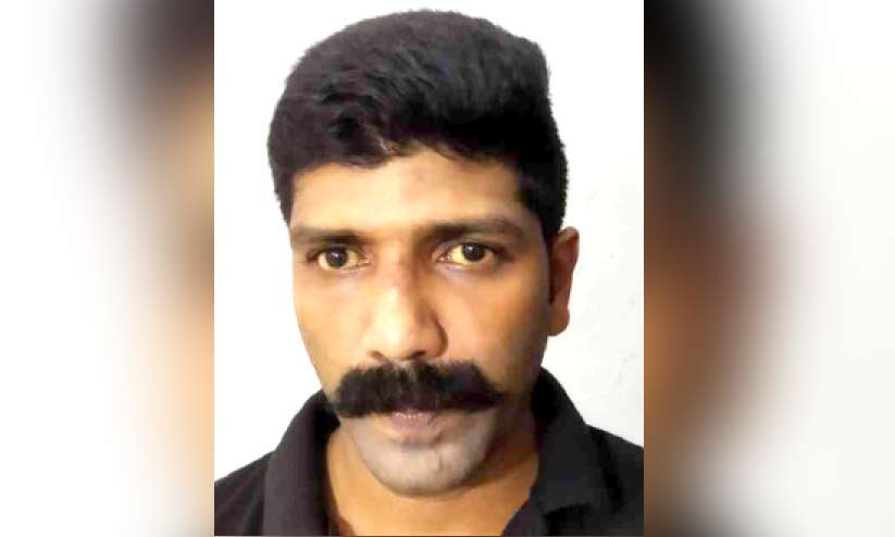 40 ലക്ഷം രൂപ തട്ടിയെടുത്ത സംഭവത്തിൽ യുവാവ് അറസ്റ്റിൽ 40 ലക്ഷം രൂപ തട്ടിയെടുത്ത സംഭവത്തിൽ യുവാവ് അറസ്റ്റിൽ