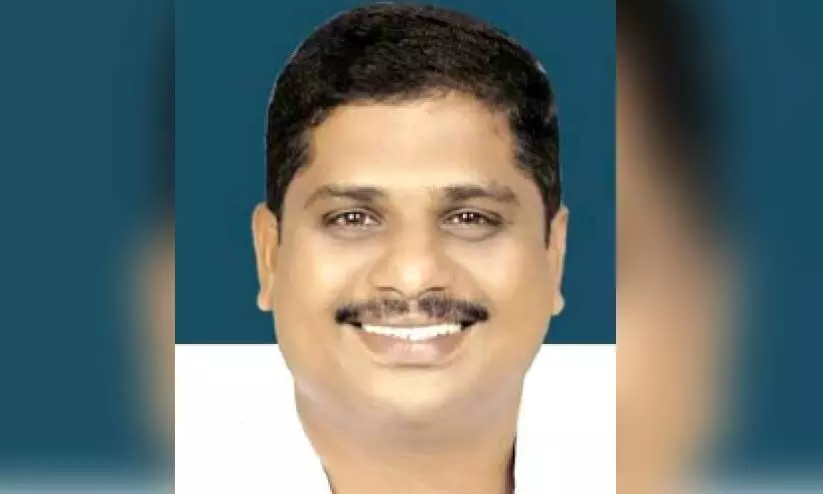 ജനങ്ങൾക്കായി ഓടിയെത്തിയ ദീപുവി​നെ ജീവിതത്തിലേക്ക്​ തിരികെ എത്തിക്കണം