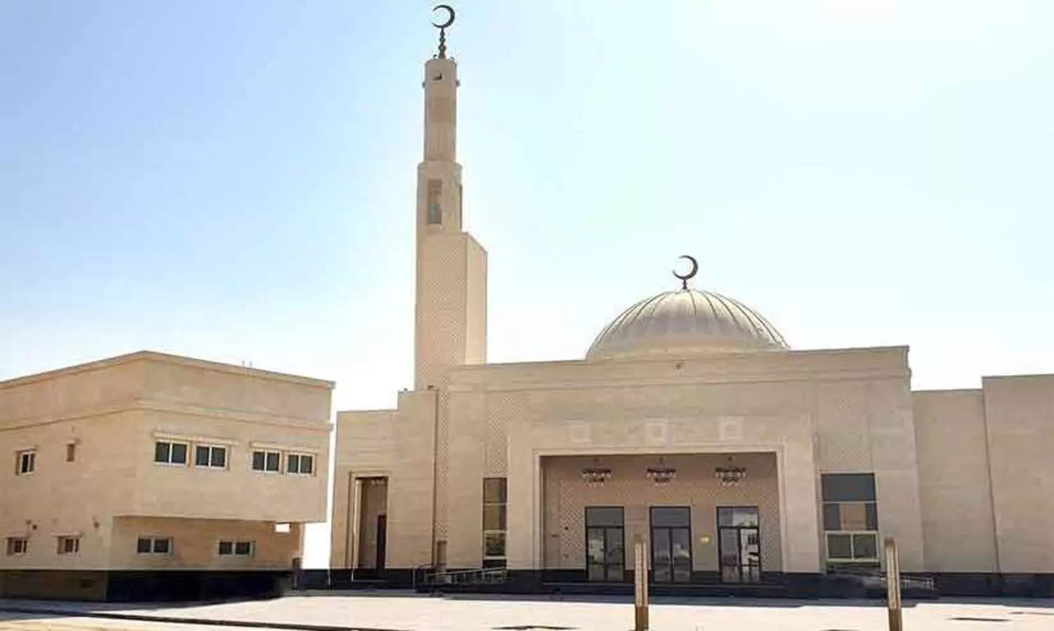 ഷാർജയിലും അൽ ബതയയിലും നാലു പള്ളികൾ തുറന്നു