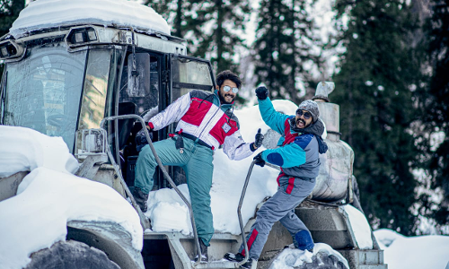 ഹിമാലയൻ യാത്രാ വിവരണവുമായി ആൻ്റണി വർഗ്ഗീസ്; വാബി - സാബി പുറത്തിറങ്ങി