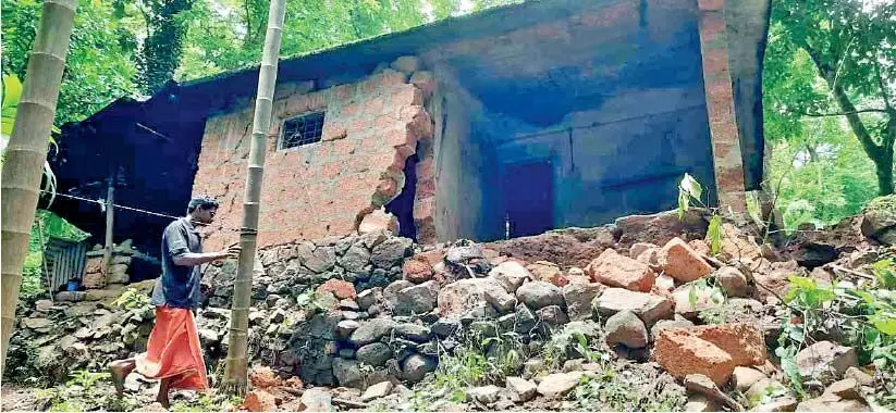 house collapsed in the rain house collapsed in the rain