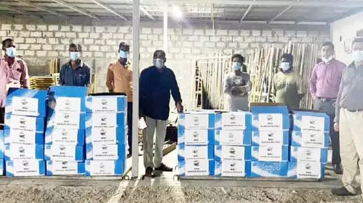 വേൾഡ് മലയാളി കൗൺസിൽ ഭക്ഷണ കിറ്റുകൾ നൽകി