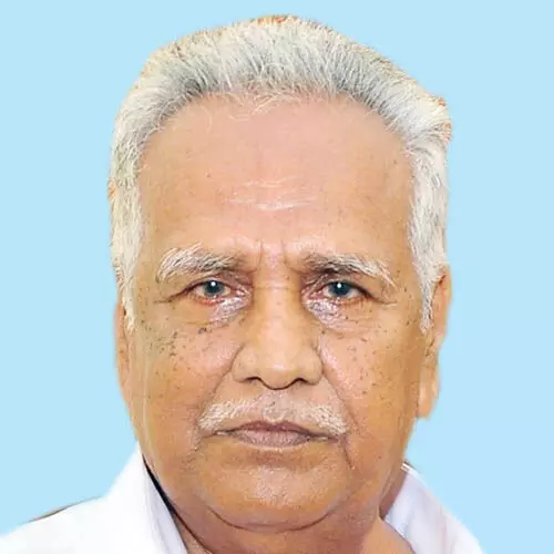 വേ​ലാ​യു​ധ​ൻ