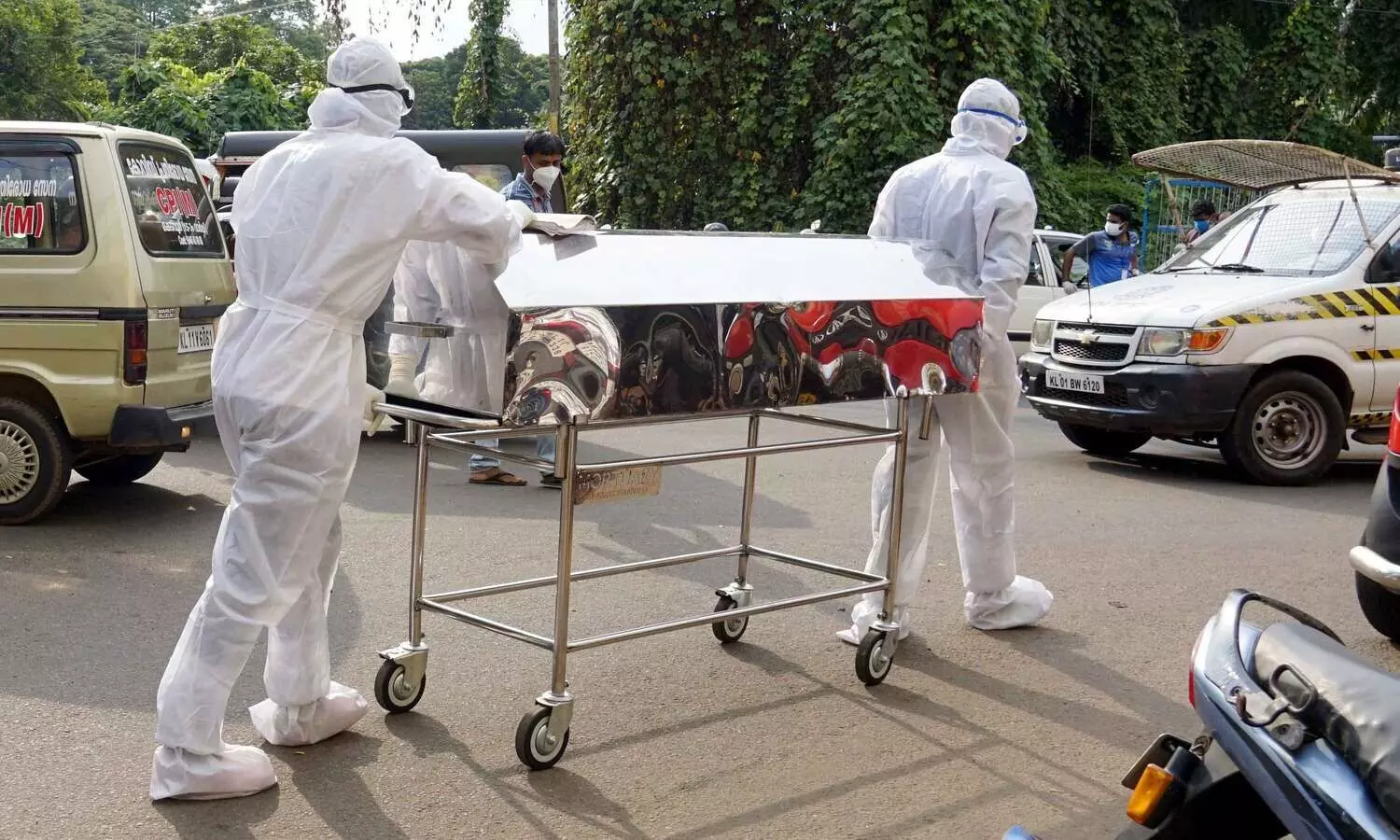 കേരളത്തിൽ ഇന്ന് 32,680 പേർക്ക് കോവിഡ്; 96 മരണം