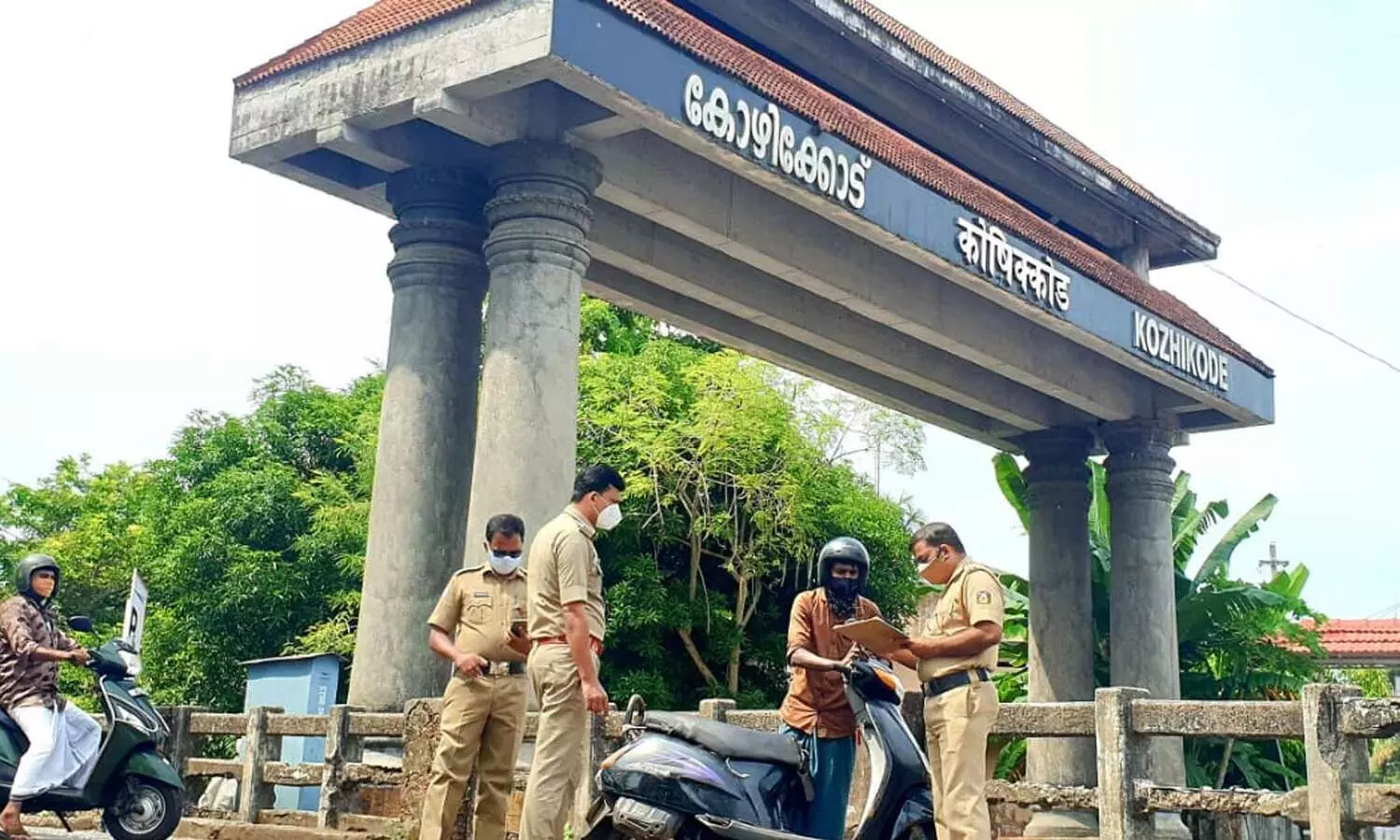 കോവിഡ്​: 12 തദ്ദേശ സ്ഥാപനങ്ങളെ അതീവ ഗുരുതര മേഖലയായി പ്രഖ്യാപിച്ചു