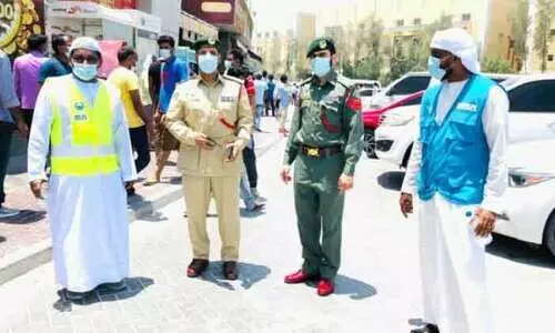 പെരുന്നാൾ ദിനത്തിൽ​ പൊലീസിനൊപ്പം ബോധവത്​കരണം