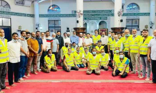 ജി​ദ്ദ​യി​ൽ പ​ള്ളി ശു​ചീ​ക​രി​ച്ച് കെ.​എം.​സി.​സി​യു​ടെ സു​കൃ​ത പെ​രു​ന്നാ​ൾ