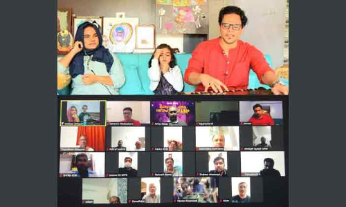 ഗ​സ​ലു​ക​ൾ പെ​യ്​​തി​റ​ങ്ങി​യ പെ​രു​ന്നാ​ൾ പാ​ട്ടും സൗ​ഹൃ​ദ​ക്കൂ​ട്ടും ശ്ര​ദ്ധേ​യ​മാ​യി