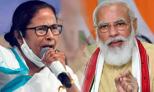 ബംഗാളിനുള്ള ഓക്‌സിജന്‍ പ്ലാന്റുകള്‍: കേന്ദ്ര നയത്തില്‍ വ്യക്തത വേണമെന്ന് മമത