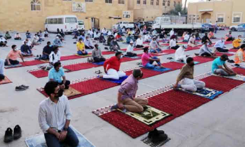 ഈദ്ഗാഹുകൾ സംഘടിപ്പിച്ചു