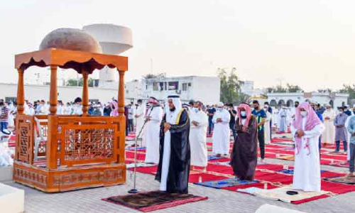 ചെറിയ പെരുന്നാൾ ആഘോഷിച്ച്​ വിശ്വാസികൾ